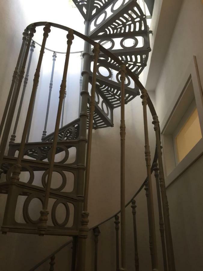 At First Sight * Noto